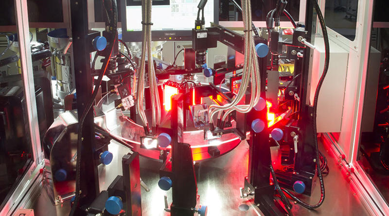In-house engineered part assembly and sorting machine at Seaway